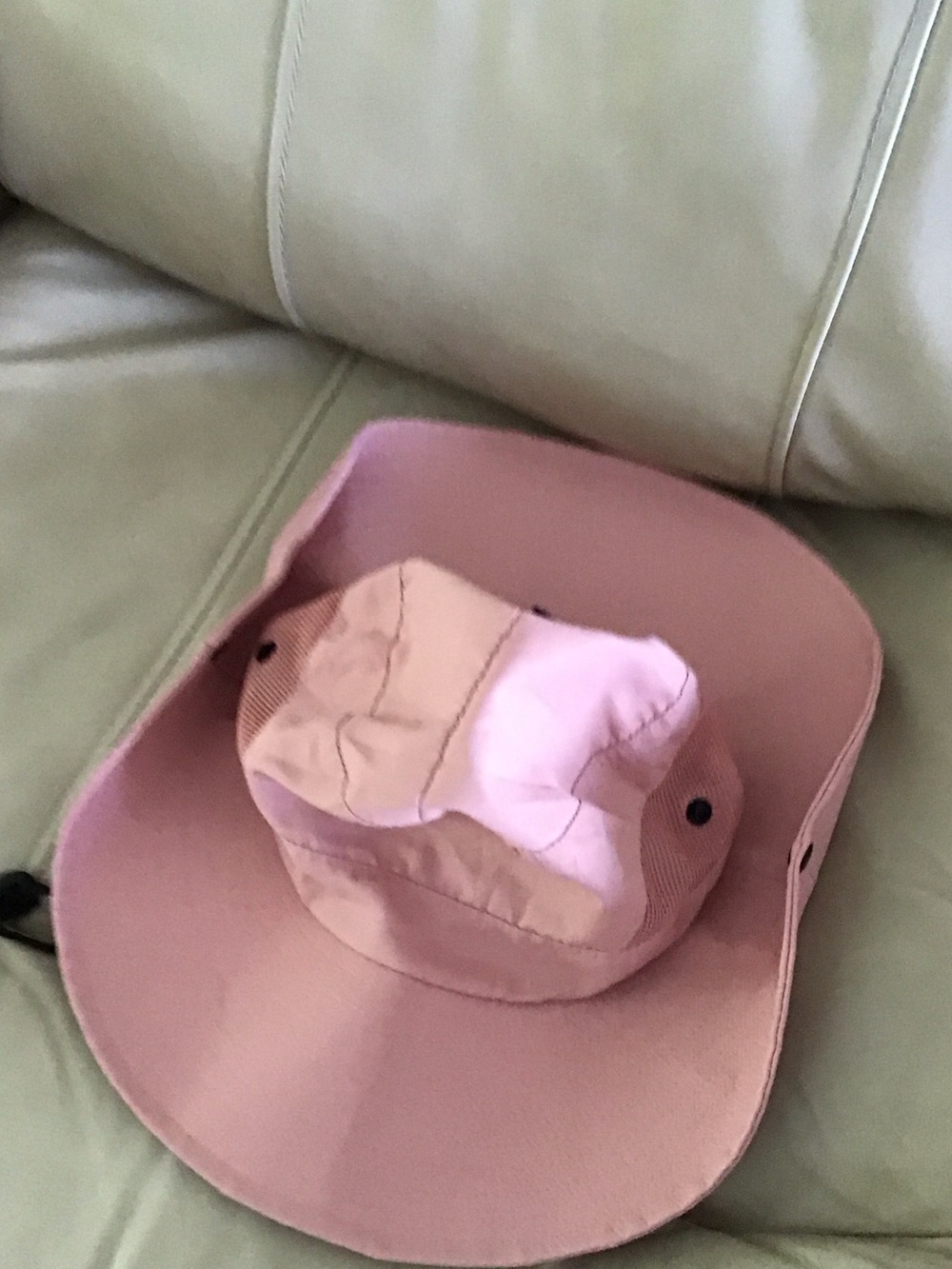 Women's Pink Sun Shade Ponytail Hat UPF 50 + Mesh Safari Hat